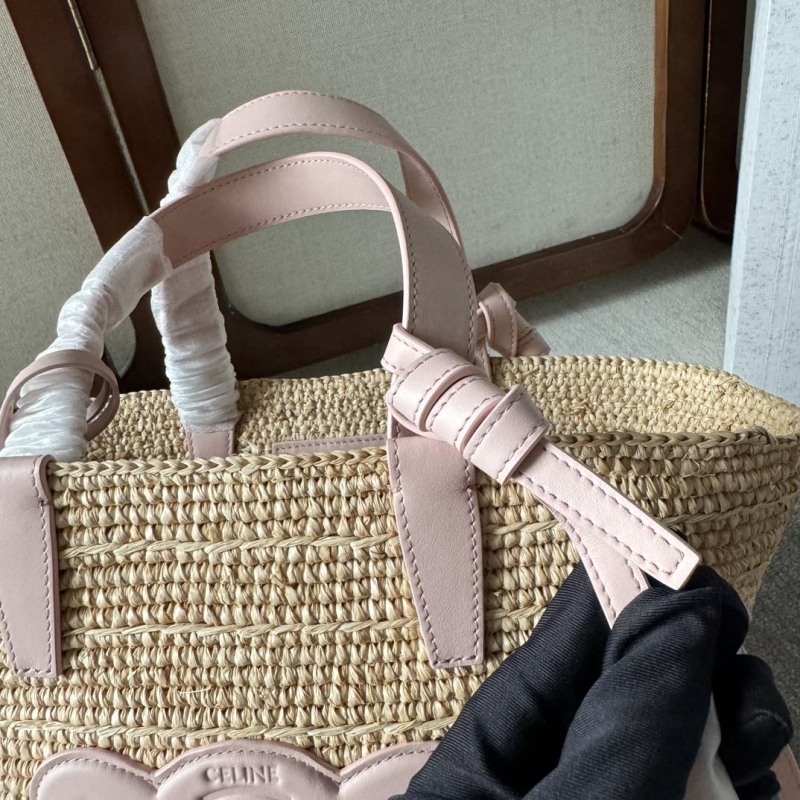 Ce1i*e bucket bags